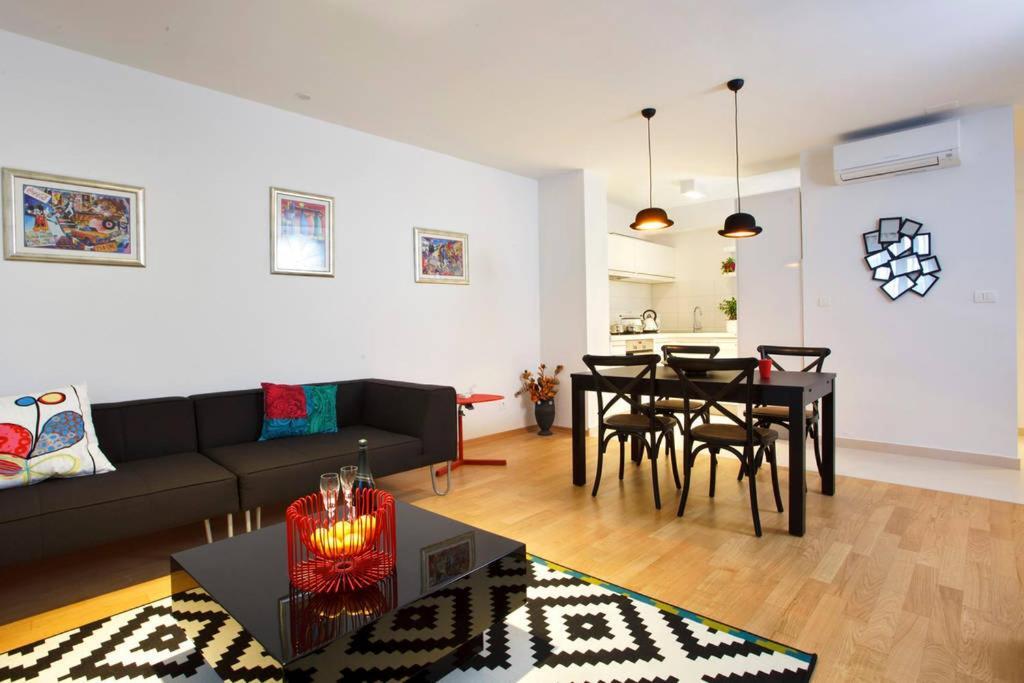 Luxury Apts Leone Split Centre Exterior foto